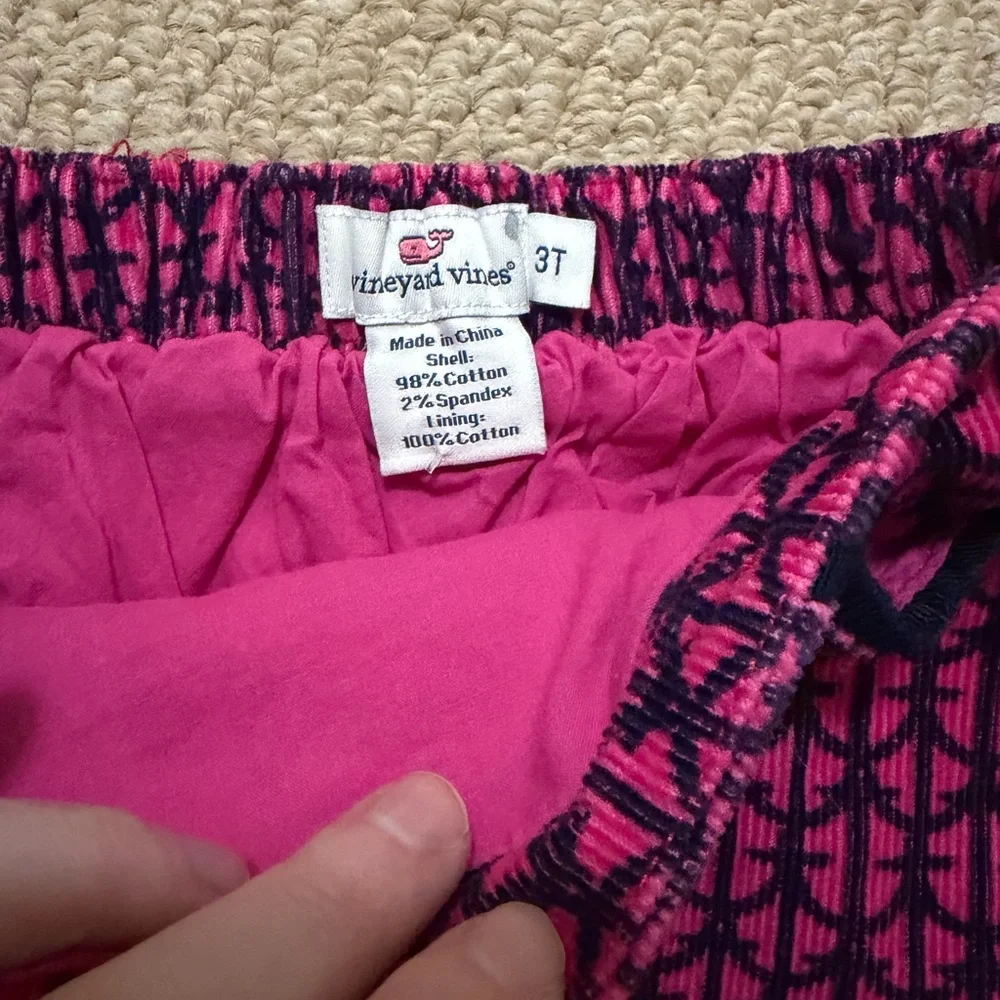Vineyard Vines Pink and Navy Mini Skirt - Anchor Print (would best fit 2T-3T)